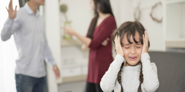 If you want to deal with family fights, then read these 10-point surefire solutions.